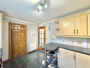 Photo 7- click for photo gallery